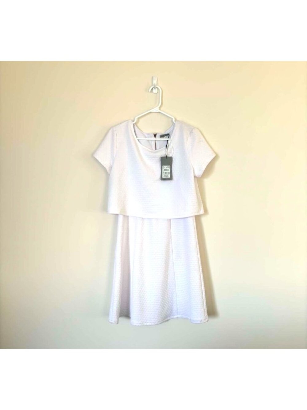 NWT SOAKED IN LUXURY Dress Size Medium White Textured Boucle Attached Bodice